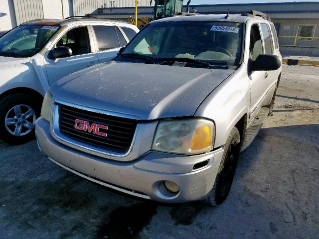 1GKET16S256111489 - 2005 GMC ENVOY XL SILVER photo 2