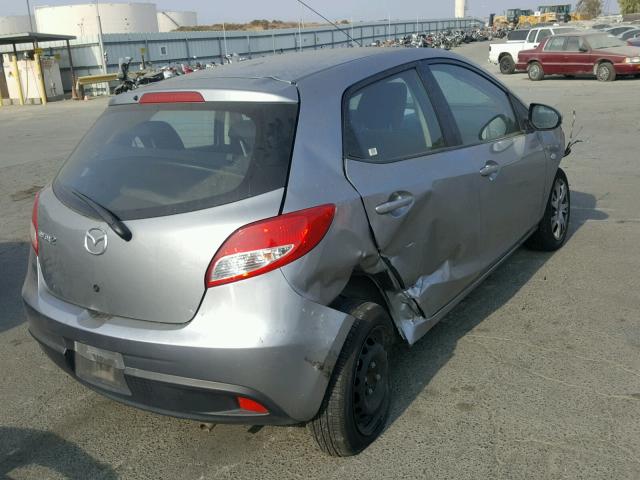 JM1DE1KZ9E0179411 - 2014 MAZDA MAZDA2 SPO SILVER photo 4