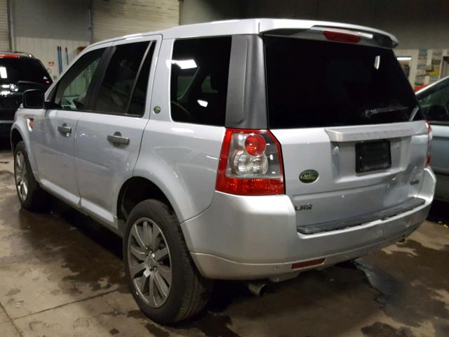 SALFT24N38H085733 - 2008 LAND ROVER LR2 HSE TE SILVER photo 3