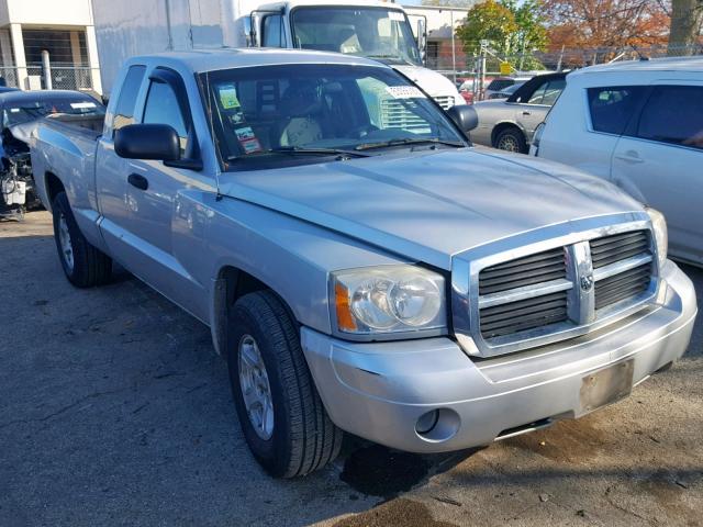 1D7HE42K27S112894 - 2007 DODGE DAKOTA SLT SILVER photo 1