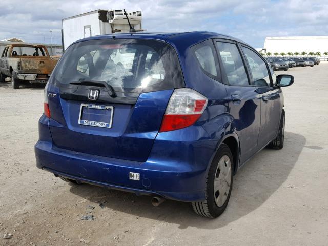 JHMGE8H33DC035650 - 2013 HONDA FIT BLUE photo 4