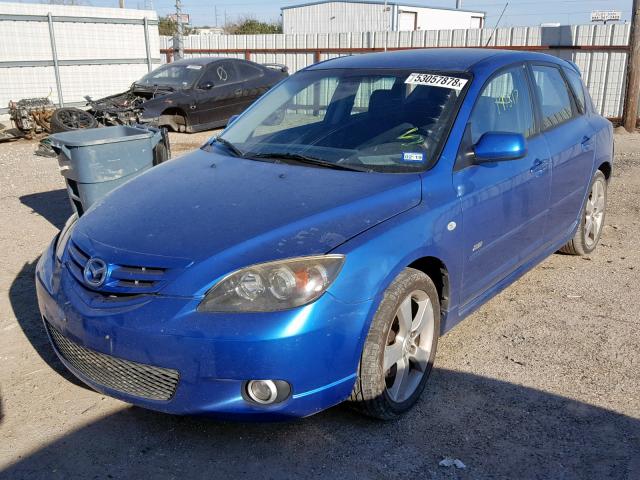 JM1BK143561437041 - 2006 MAZDA 3 HATCHBAC BLUE photo 2