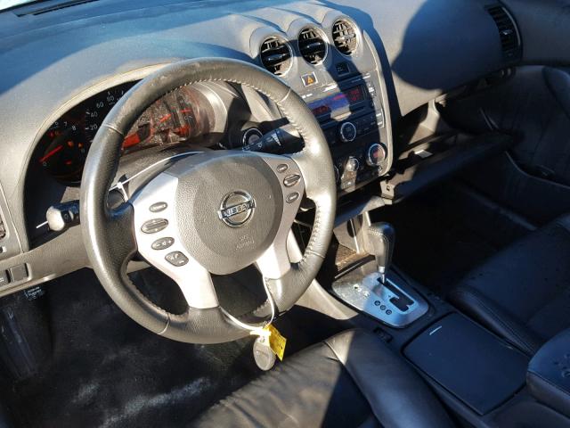 1N4BL21E18C255388 - 2008 NISSAN ALTIMA 3.5 SILVER photo 9