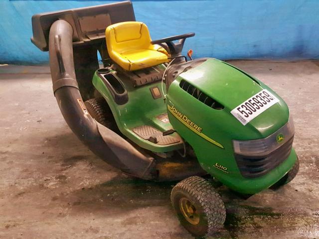 3302012591 - 2009 JOHN DEERE TRACTOR GREEN photo 1