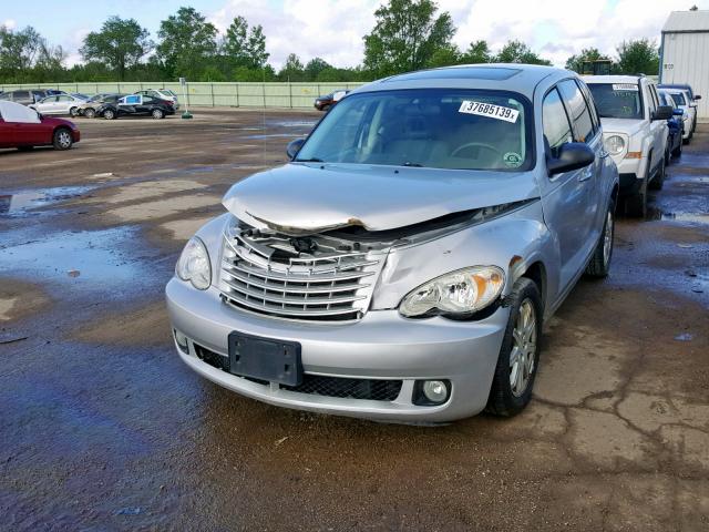 3A8FY68B27T582264 - 2007 CHRYSLER PT CRUISER SILVER photo 2