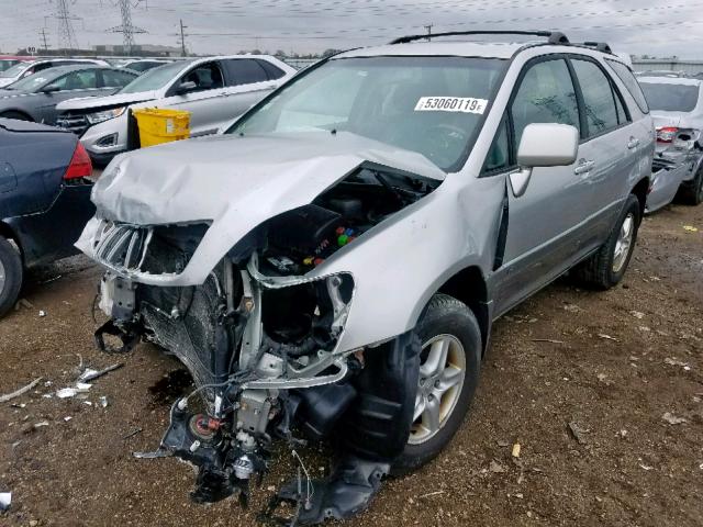 JTJHF10U010216133 - 2001 LEXUS RX 300 SILVER photo 2