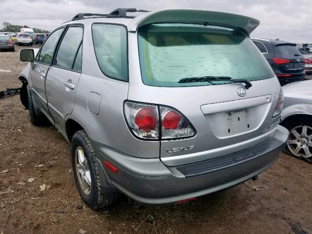 JTJHF10U010216133 - 2001 LEXUS RX 300 SILVER photo 3