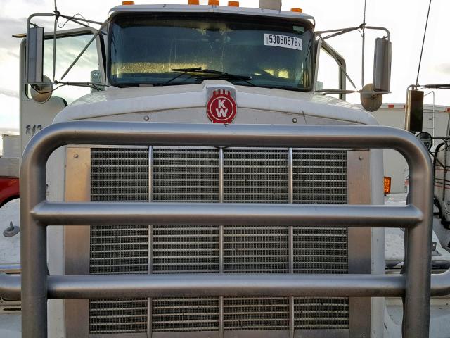 K5WDDB9X755106176 - 2005 KENWORTH CONSTRUCTI WHITE photo 7