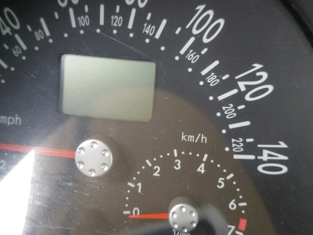 3VWCM31Y75M300210 - 2005 VOLKSWAGEN NEW BEETLE Weiß Foto 8