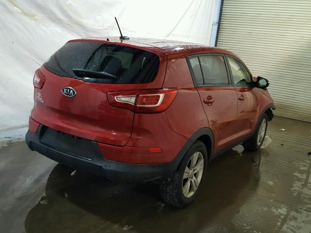 KNDPB3A22C7211061 - 2012 KIA SPORTAGE B RED photo 4