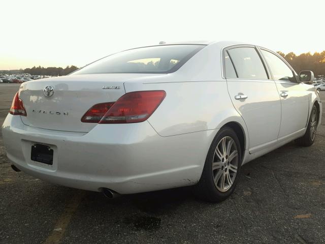 4T1BK36B49U331632 - 2009 TOYOTA AVALON XL WHITE photo 4