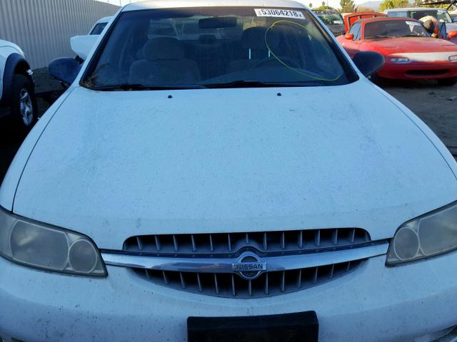 1N4DL01D81C119298 - 2001 NISSAN ALTIMA XE WHITE photo 9