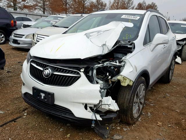 KL4CJASB3HB096182 - 2017 BUICK ENCORE PRE WHITE photo 2