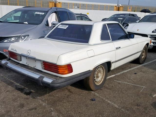 WDBBA45A4BB000670 - 1981 MERCEDES-BENZ 380 SL WHITE photo 4