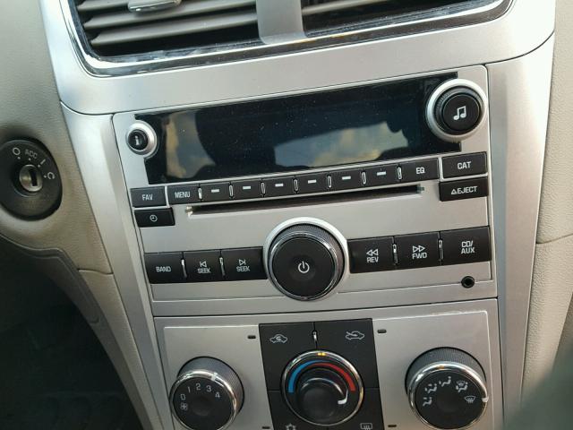 1G1ZB5E15BF229458 - 2011 CHEVROLET MALIBU LS 银色 照片 9