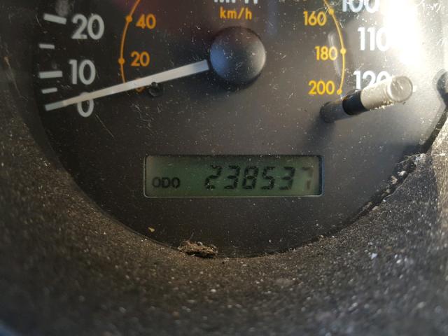 KL1TD62645B330278 - 2005 CHEVROLET AVEO BASE Gümüş foto 8