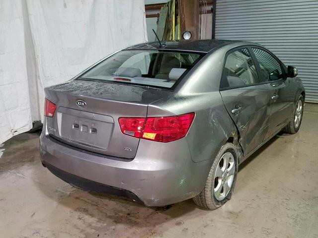 KNAFU4A24A5299175 - 2010 KIA FORTE EX SILVER photo 4