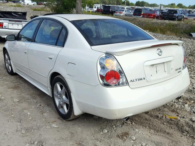 1N4BL11E93C168566 - 2003 NISSAN ALTIMA SE WHITE photo 3