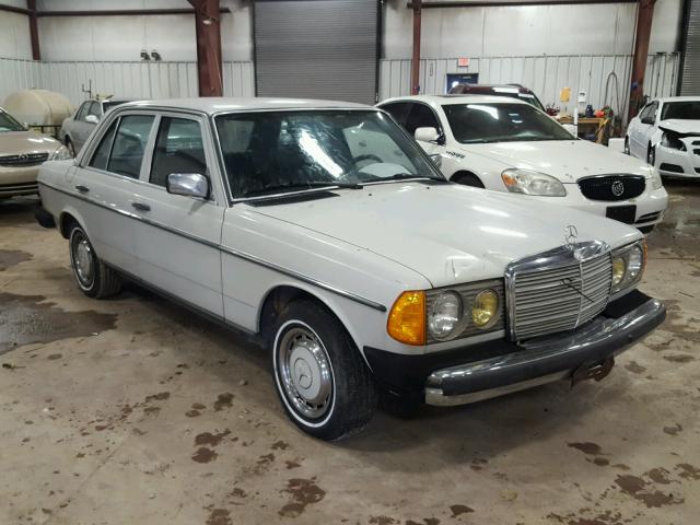 WDBAB23A1CB314388 - 1982 MERCEDES-BENZ 240 D GRAY photo 1