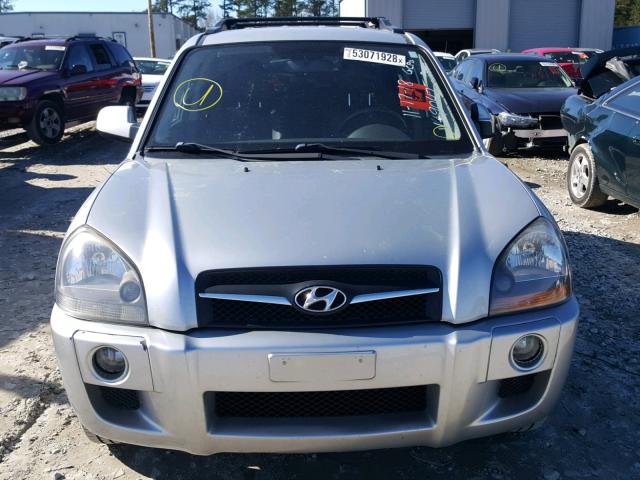 KM8JN12B29U939047 - 2009 HYUNDAI TUCSON SE SILVER photo 9