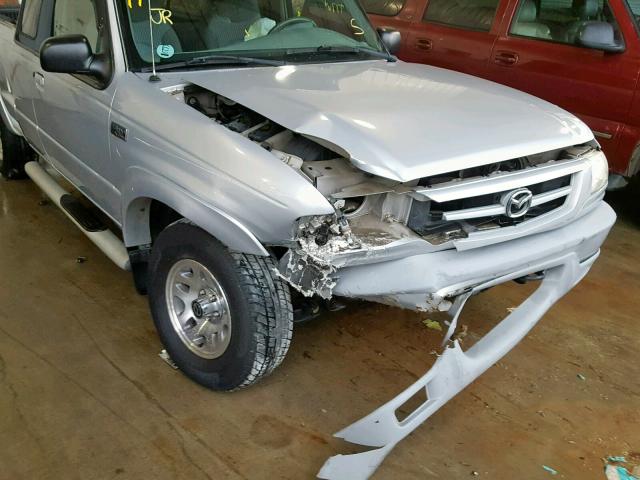 4F4YR16UX2TM04263 - 2002 MAZDA B3000 CAB SILVER photo 9