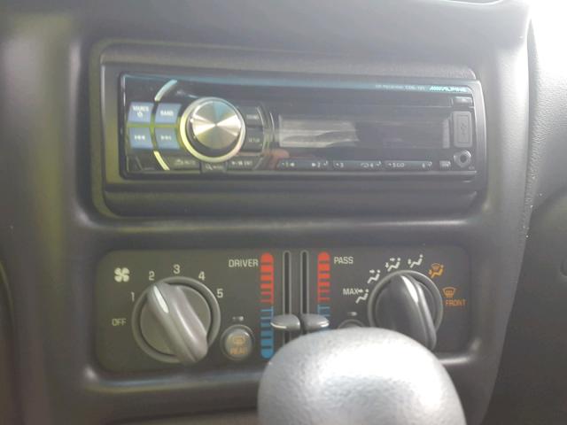 1G2WK52J61F112389 - 2001 PONTIAC GRAND PRIX WHITE photo 9