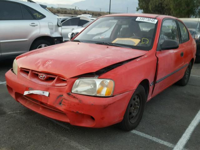 KMHCF35G71U085167 - 2001 HYUNDAI ACCENT L RED photo 2