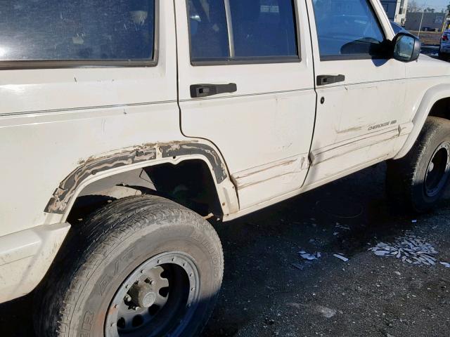 1J4FF78S0XL621877 - 1999 JEEP CHEROKEE L WHITE photo 9