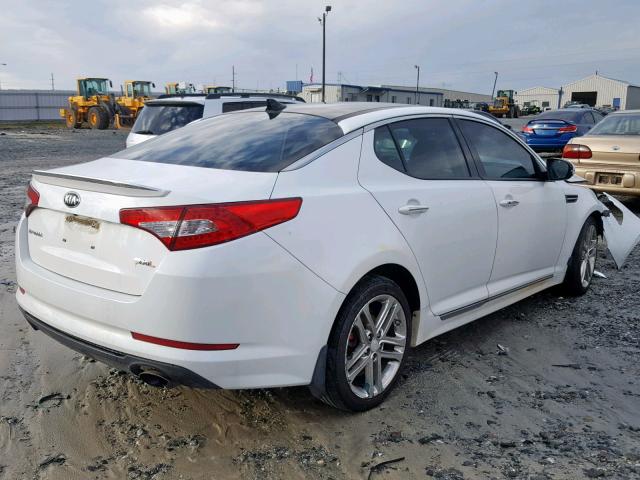 5XXGR4A60DG110873 - 2013 KIA OPTIMA SX WHITE photo 4