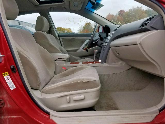 4T1BF3EK1BU648800 - 2011 TOYOTA CAMRY BASE RED photo 5