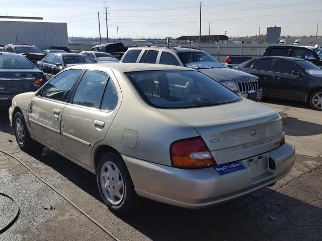 1N4DL01D2WC262951 - 1998 NISSAN ALTIMA XE CREAM photo 3