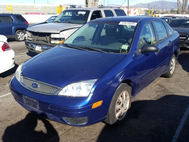 1FAFP34N35W264367 - 2005 FORD FOCUS ZX4 BLUE photo 2