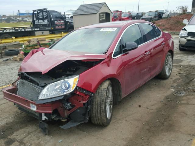 1G4PR5SK8D4224904 - 2013 BUICK VERANO CON RED photo 2