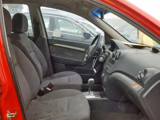 KL1TD56E29B617619 - 2009 CHEVROLET AVEO LS SILVER photo 5