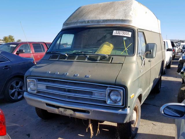 B21BF7X168572 - 1977 DODGE VAN GREEN photo 2