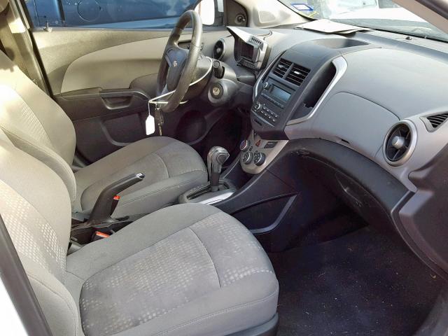 1G1JA5SH0G4132107 - 2016 CHEVROLET SONIC LS 白色 照片 5