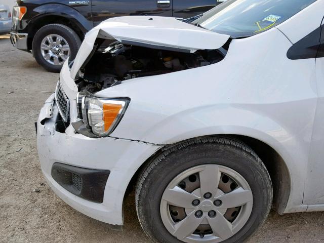 1G1JA5SH0G4132107 - 2016 CHEVROLET SONIC LS 白色 照片 9