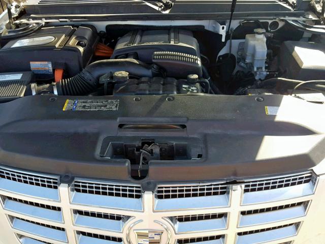 1GYFC43589R192304 - 2009 CADILLAC ESCALADE H CREAM photo 7