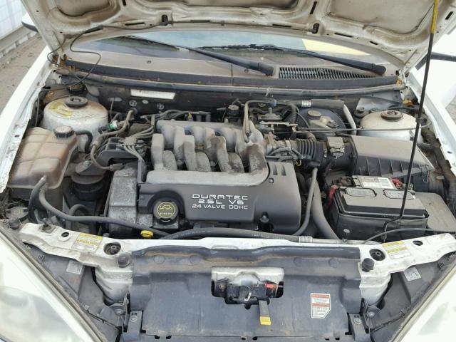 1ZWFT61L015604433 - 2001 MERCURY COUGAR V6 WHITE photo 7