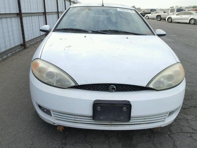 1ZWFT61L015604433 - 2001 MERCURY COUGAR V6 WHITE photo 9