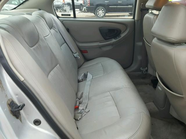 1G1NE52J22M572508 - 2002 CHEVROLET MALIBU LS 银色 照片 6