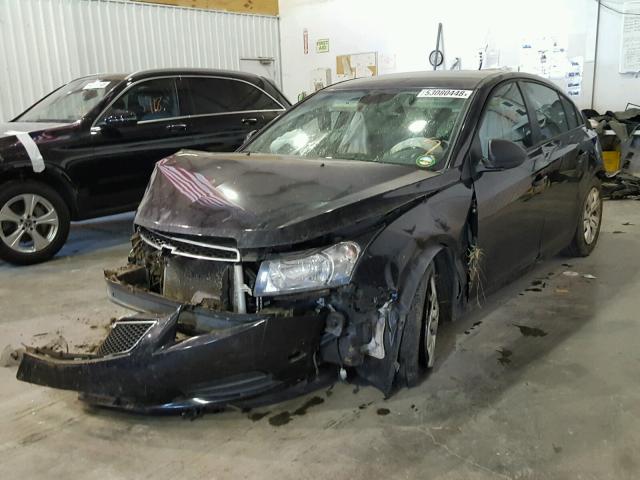 1G1PA5SH2E7141168 - 2014 CHEVROLET CRUZE LS BLACK photo 2