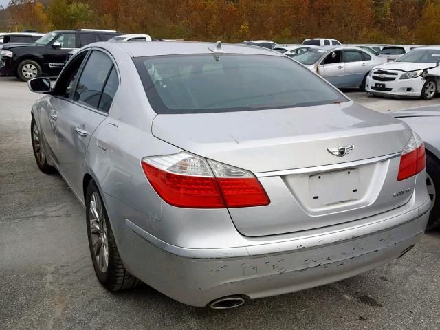 KMHGC46E69U017189 - 2009 HYUNDAI GENESIS 3. SILVER photo 3