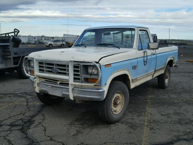 1FTHF2615DPA23235 - 1983 FORD F250 BLUE photo 2