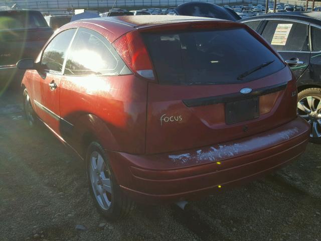 3FAFP31323R184979 - 2003 FORD FOCUS ZX3 RED photo 3