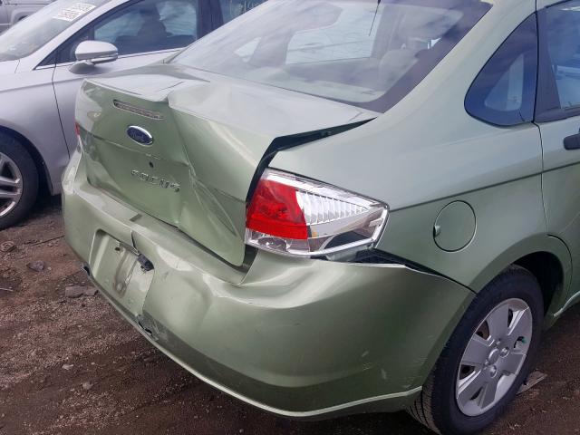 1FAHP34N78W281105 - 2008 FORD FOCUS S/SE GREEN photo 9