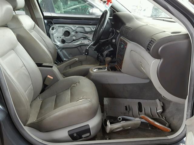 WVWRH63B13P041670 - 2003 VOLKSWAGEN PASSAT GLX 石墨色 照片 5