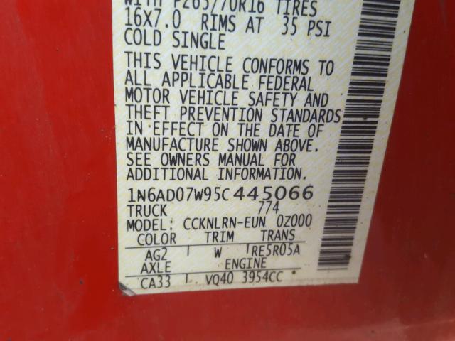 1N6AD07W95C445066 - 2005 NISSAN FRONTIER C RED photo 10