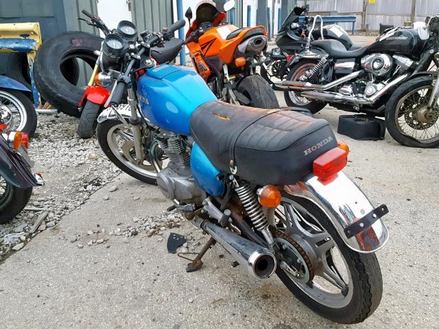 CB400T4013573 - 1978 HONDA MOTORCYCLE BLUE photo 3