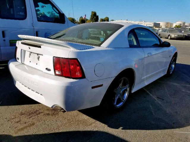 1FAFP42X5YF175298 - 2000 FORD MUSTANG GT WHITE photo 4